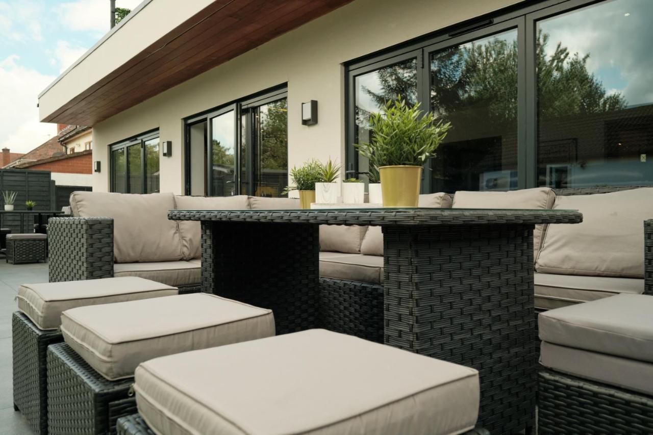 נונאיטון Modern Spacious House - Sleeps 16, Free Parking, Sun Terrace מראה חיצוני תמונה