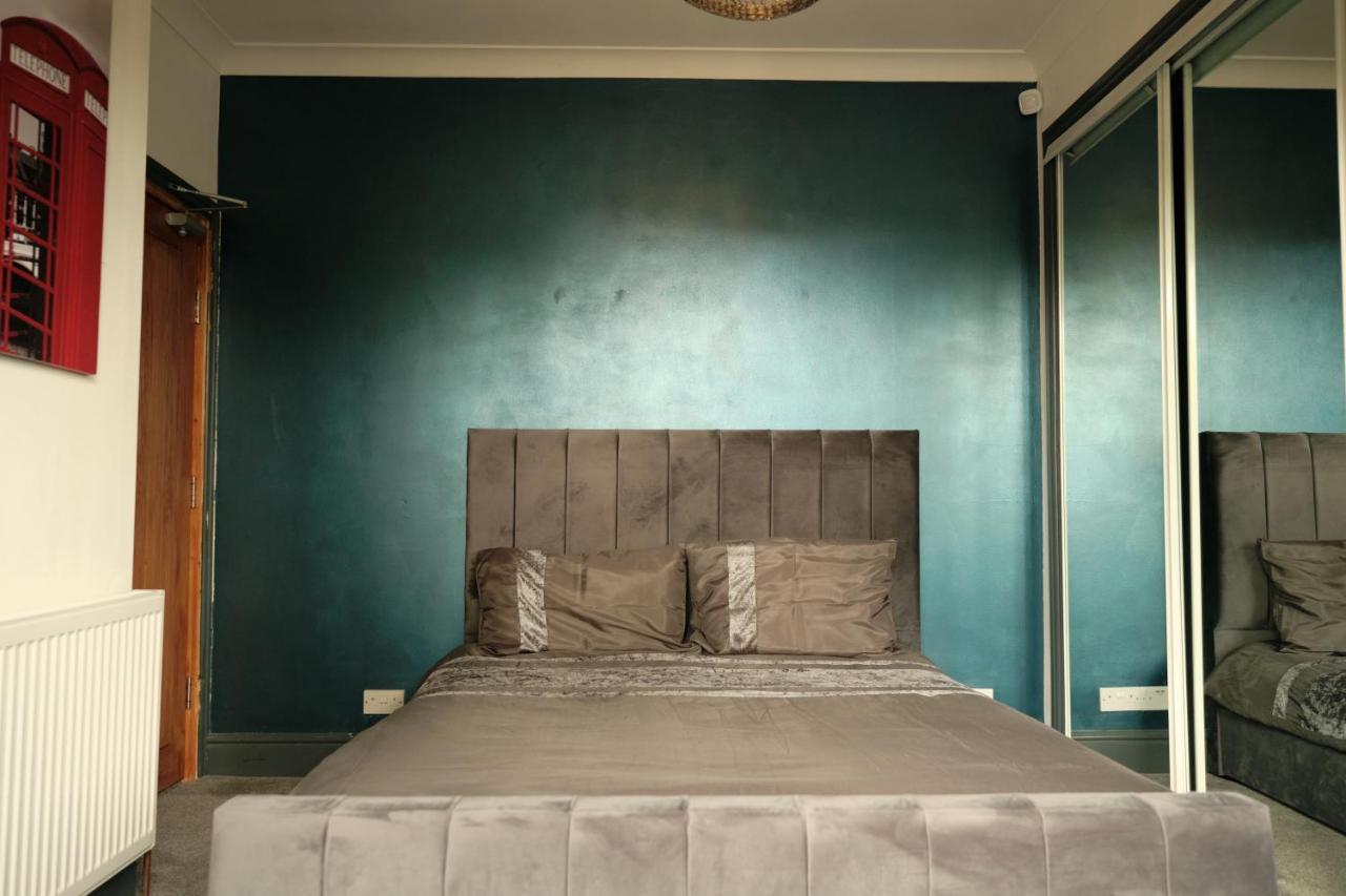 נונאיטון Modern Spacious House - Sleeps 16, Free Parking, Sun Terrace מראה חיצוני תמונה