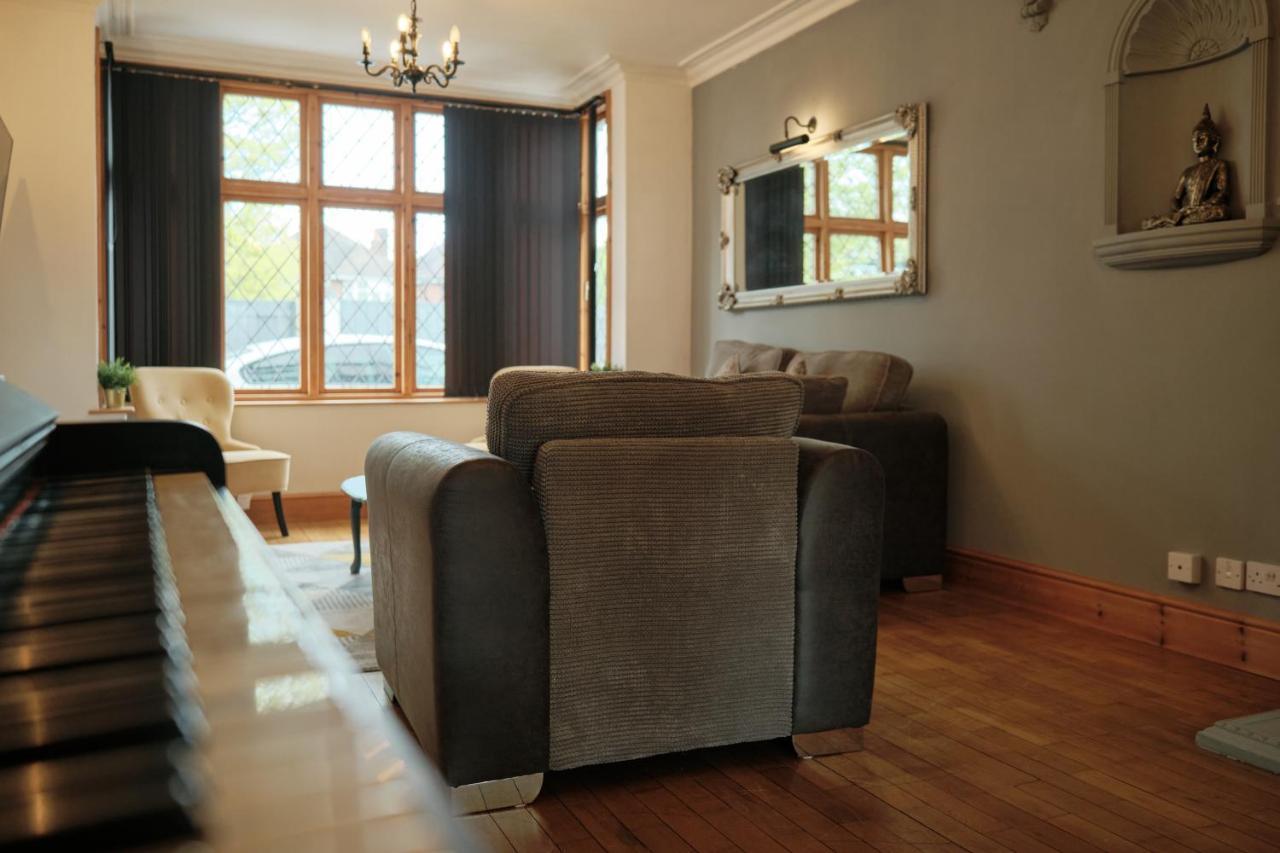 נונאיטון Modern Spacious House - Sleeps 16, Free Parking, Sun Terrace מראה חיצוני תמונה