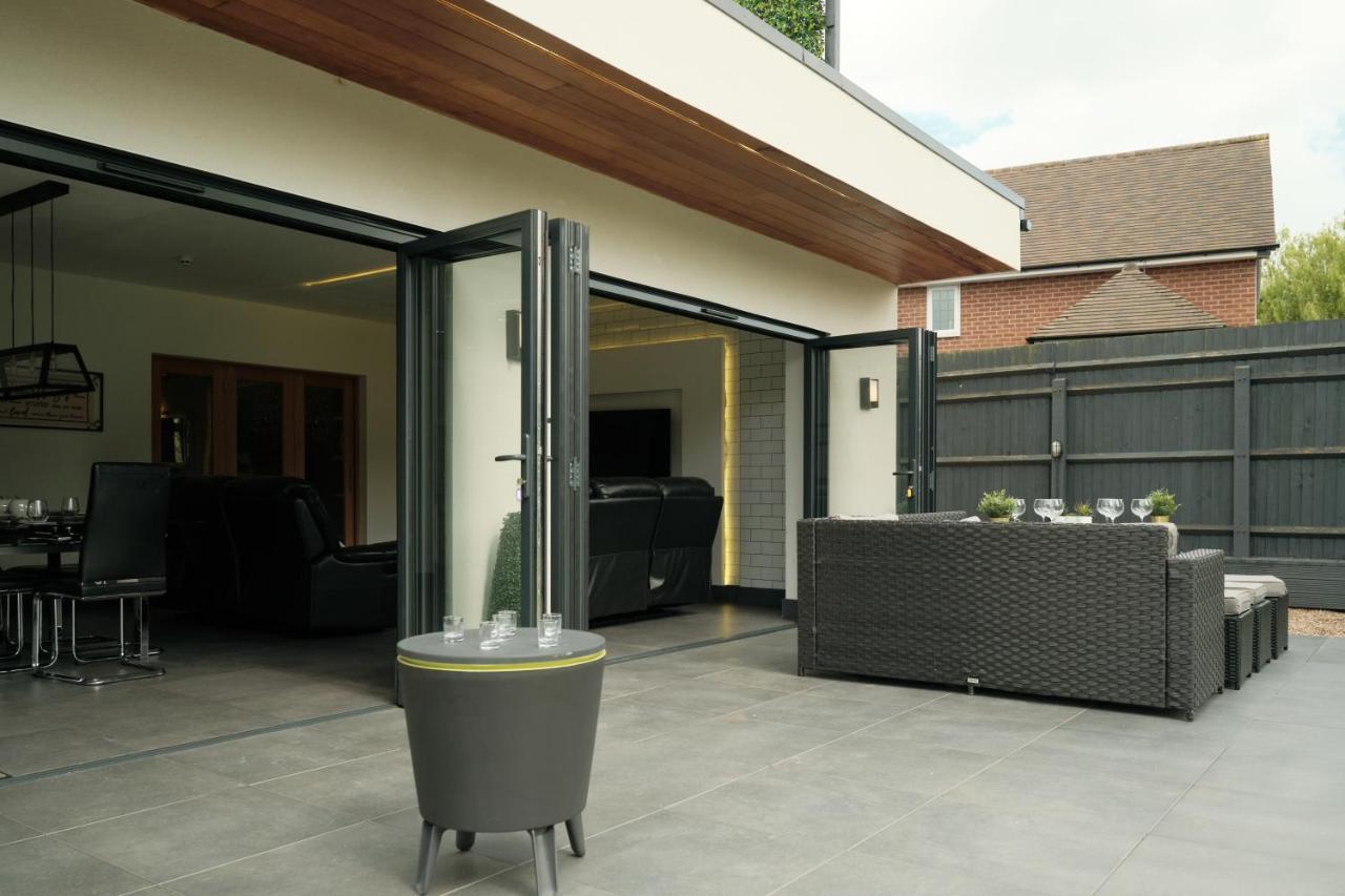 נונאיטון Modern Spacious House - Sleeps 16, Free Parking, Sun Terrace מראה חיצוני תמונה