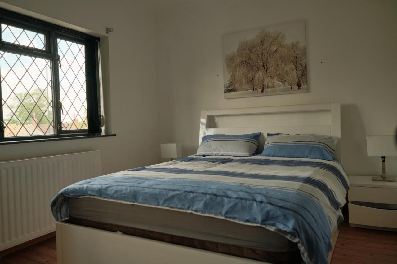 נונאיטון Modern Spacious House - Sleeps 16, Free Parking, Sun Terrace מראה חיצוני תמונה